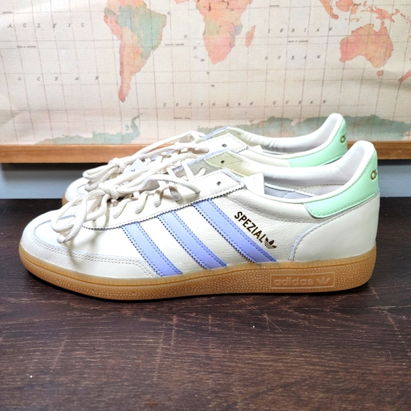 BRAND NEW Adidas Handball Spezial Off White Men’s Size 12.0 - Picture 1 of 5
